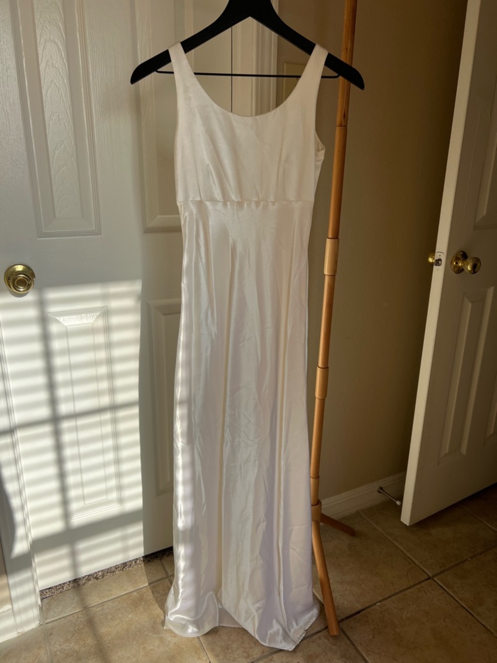 Erez Levy Vintage Satin White Formal Wedding Dress
